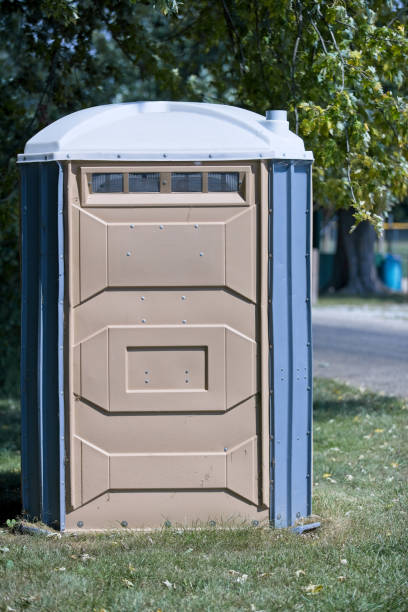 Best High-end porta potty rental  in Cahokia, IL